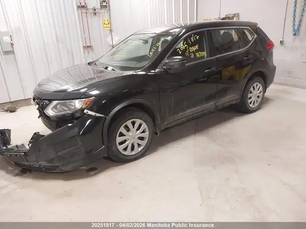 5N1AT2MV8HC763998 2017 NISSAN ROGUE - Image 2