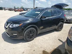 5N1AT2MV8HC765766 2017 NISSAN ROGUE