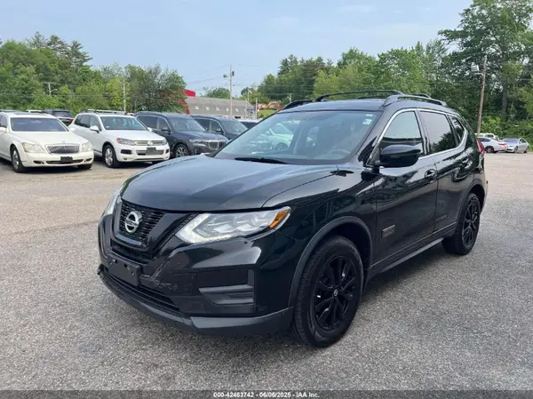 5N1AT2MV8HC766433 2017 NISSAN ROGUE - Image 2