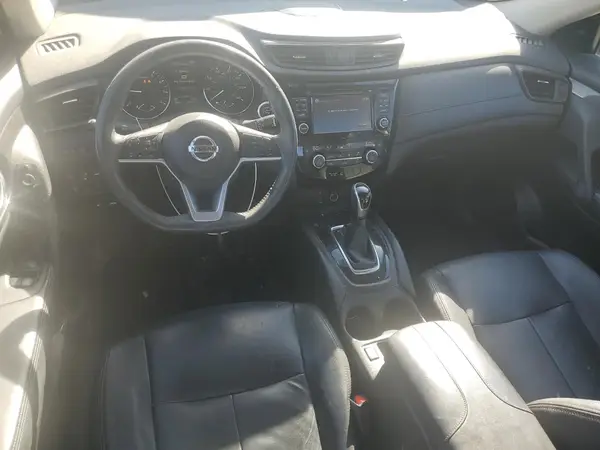 5N1AT2MV8HC768537 2017 NISSAN ROGUE - Image 8