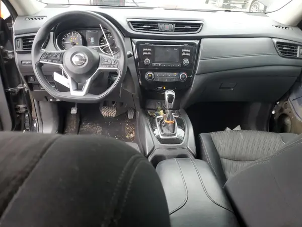 5N1AT2MV8HC775116 2017 NISSAN ROGUE - Image 8
