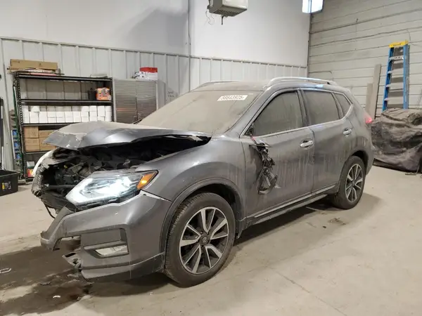 5N1AT2MV8HC778940 2017 NISSAN ROGUE - Image 1