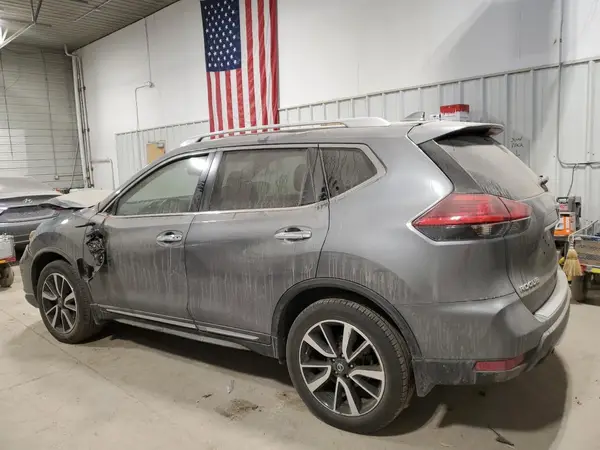 5N1AT2MV8HC778940 2017 NISSAN ROGUE - Image 2
