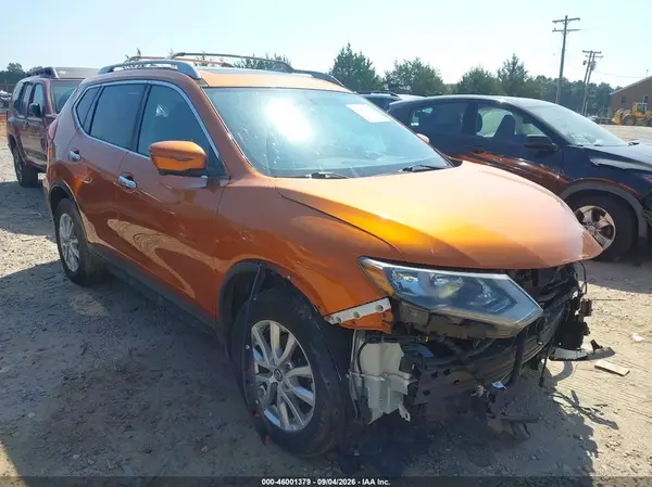 5N1AT2MV8HC781546 2017 NISSAN ROGUE - Image 1