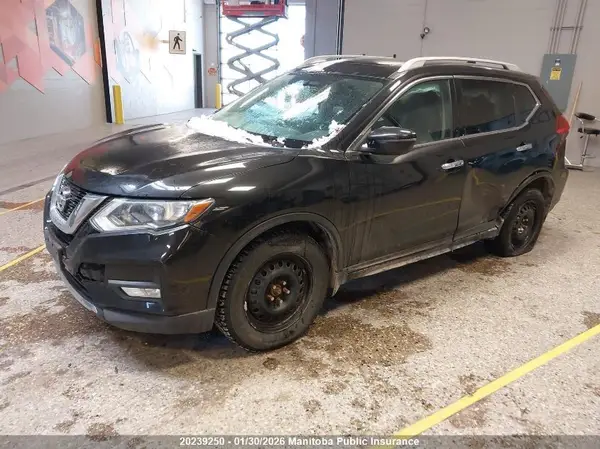 5N1AT2MV8HC783183 2017 NISSAN ROGUE - Image 2