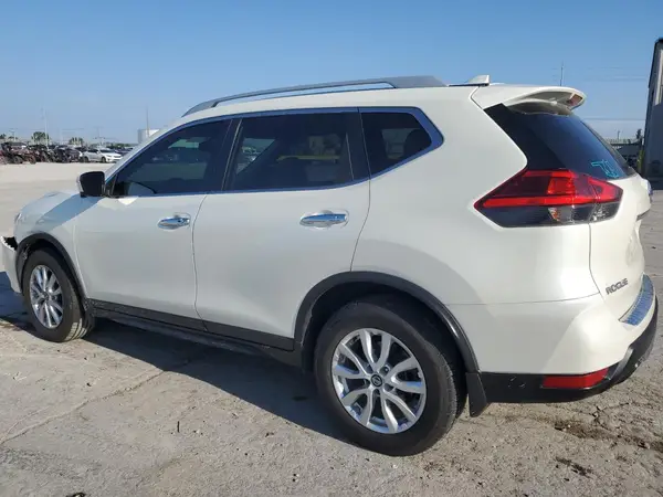 5N1AT2MV8HC788724 2017 NISSAN ROGUE - Image 2