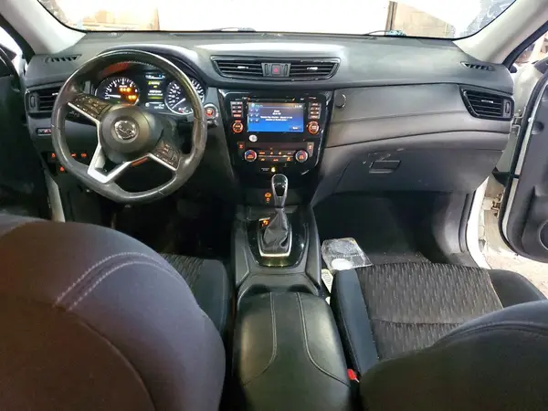 5N1AT2MV8HC789324 2017 NISSAN ROGUE - Image 8