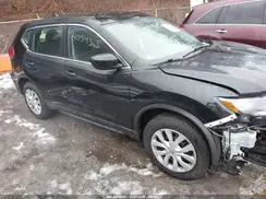 5N1AT2MV8HC792109 2017 NISSAN ROGUE