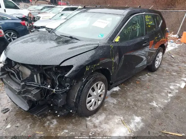 5N1AT2MV8HC792109 2017 NISSAN ROGUE - Image 2