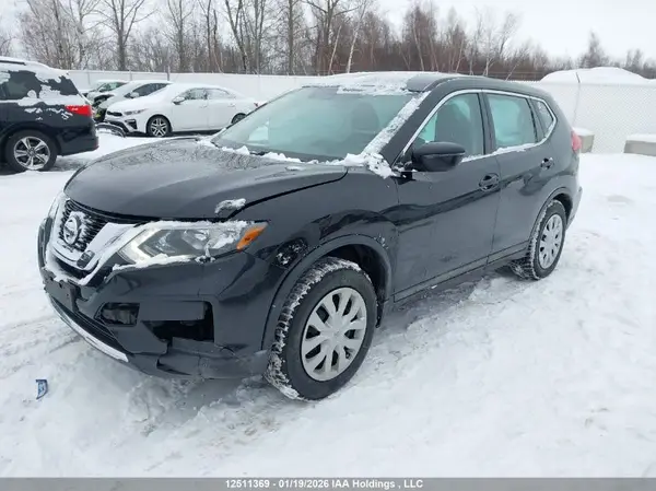 5N1AT2MV8HC792823 2017 NISSAN ROGUE - Image 2