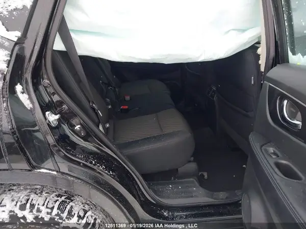 5N1AT2MV8HC792823 2017 NISSAN ROGUE - Image 8