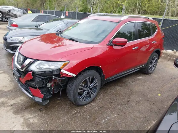 5N1AT2MV8HC801827 2017 NISSAN ROGUE - Image 2