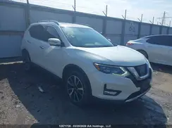 5N1AT2MV8HC805800 2017 NISSAN ROGUE