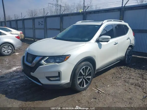 5N1AT2MV8HC805800 2017 NISSAN ROGUE - Image 2