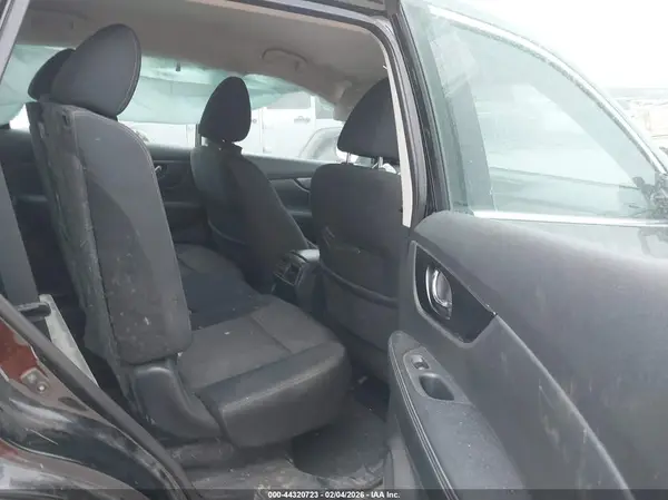 5N1AT2MV8HC814738 2017 NISSAN ROGUE - Image 8