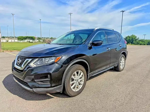 5N1AT2MV8HC817543 2017 NISSAN ROGUE - Image 2