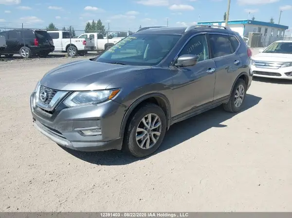 5N1AT2MV8HC820233 2017 NISSAN ROGUE - Image 2
