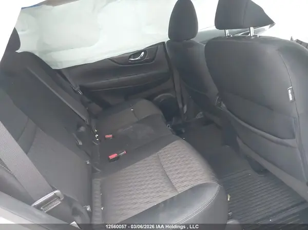 5N1AT2MV8HC821107 2017 NISSAN ROGUE - Image 8