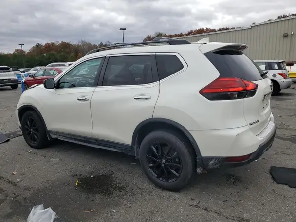 5N1AT2MV8HC823679 2017 NISSAN ROGUE - Image 2