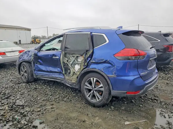 5N1AT2MV8HC825528 2017 NISSAN ROGUE - Image 2