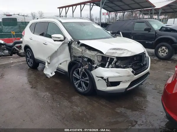 5N1AT2MV8HC830938 2017 NISSAN ROGUE - Image 1