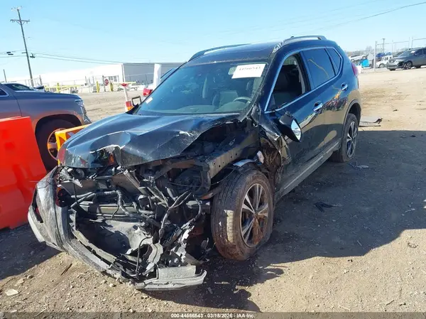 5N1AT2MV8HC832852 2017 NISSAN ROGUE - Image 2