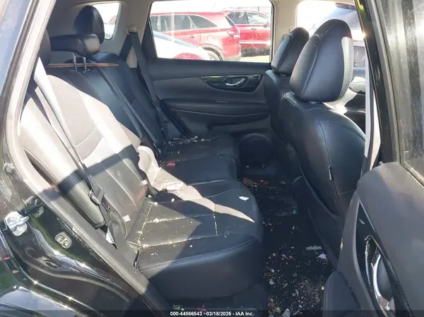 5N1AT2MV8HC832852 2017 NISSAN ROGUE - Image 8