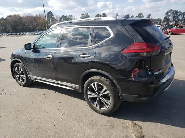 5N1AT2MV8HC835654 2017 NISSAN ROGUE - Image 2