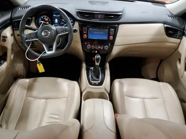 5N1AT2MV8HC841440 2017 NISSAN ROGUE - Image 8