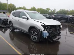 5N1AT2MV8HC845486 2017 NISSAN ROGUE
