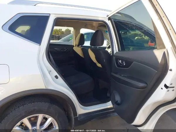 5N1AT2MV8HC846041 2017 NISSAN ROGUE - Image 8