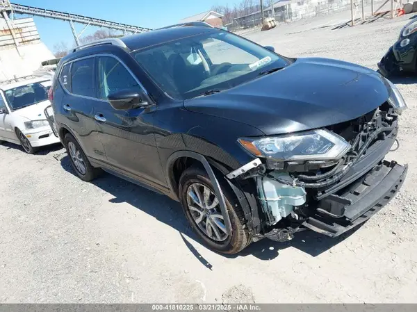5N1AT2MV8HC849781 2017 NISSAN ROGUE - Image 1