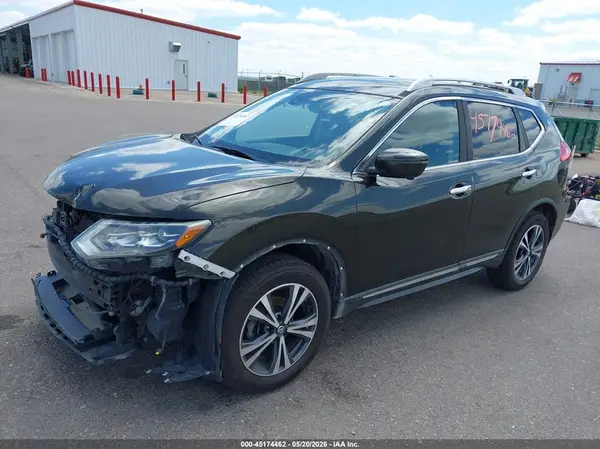 5N1AT2MV8HC857685 2017 NISSAN ROGUE - Image 2
