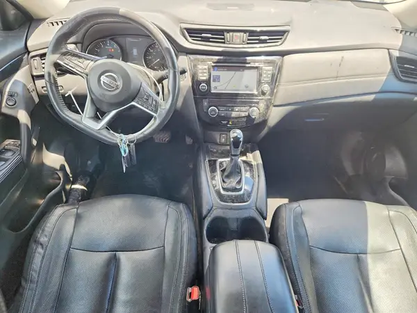 5N1AT2MV8HC859033 2017 NISSAN ROGUE - Image 8