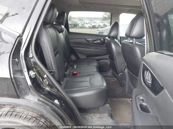 5N1AT2MV8HC862563 2017 NISSAN ROGUE - Image 8