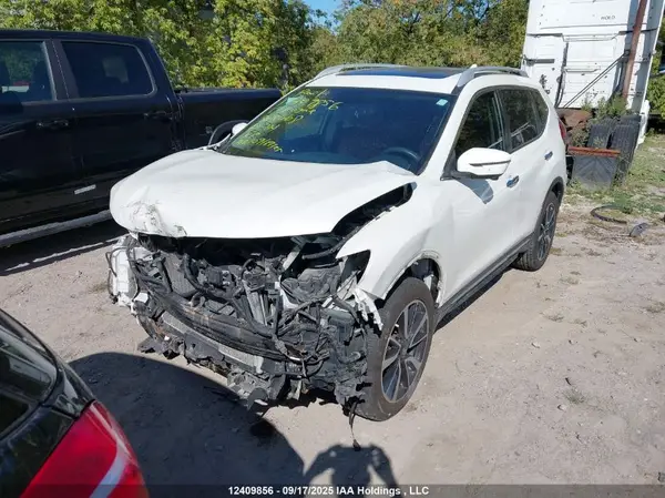 5N1AT2MV8HC868668 2017 NISSAN ROGUE - Image 2