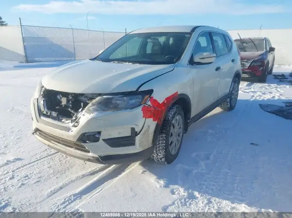 5N1AT2MV8HC870582 2017 NISSAN ROGUE - Image 2