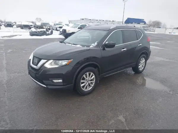 5N1AT2MV8HC872624 2017 NISSAN ROGUE - Image 2