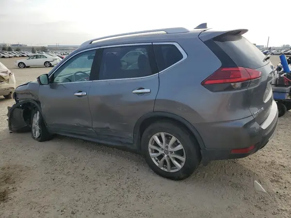 5N1AT2MV8HC878925 2017 NISSAN ROGUE - Image 2