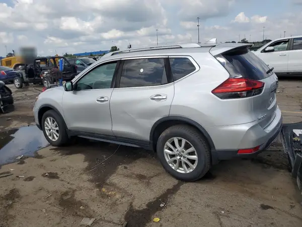 5N1AT2MV8HC882232 2017 NISSAN ROGUE - Image 2