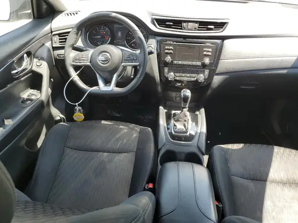 5N1AT2MV8HC882604 2017 NISSAN ROGUE - Image 8