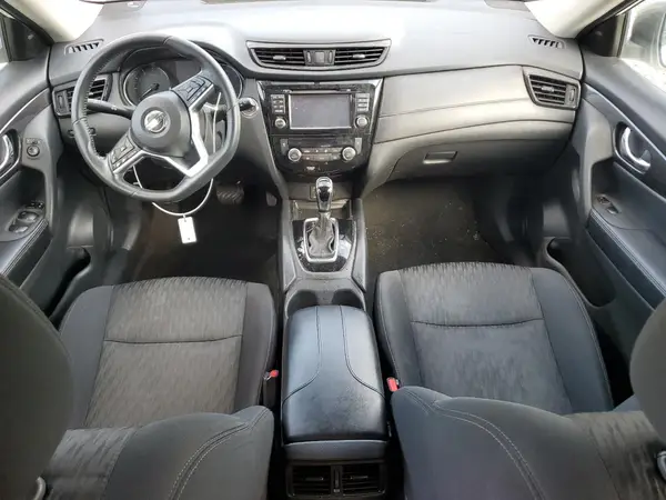 5N1AT2MV8HC885017 2017 NISSAN ROGUE - Image 8