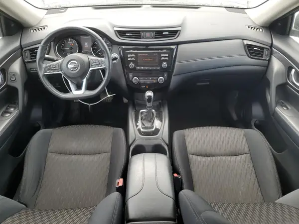 5N1AT2MV8HC885910 2017 NISSAN ROGUE - Image 8