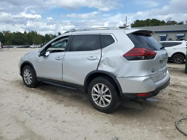 5N1AT2MV8JC701393 2018 NISSAN ROGUE - Image 2