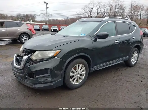 5N1AT2MV8JC703824 2018 NISSAN ROGUE - Image 2