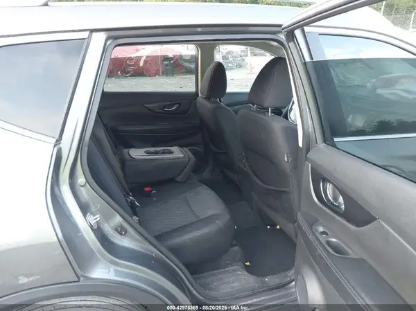 5N1AT2MV8JC705184 2018 NISSAN ROGUE - Image 8