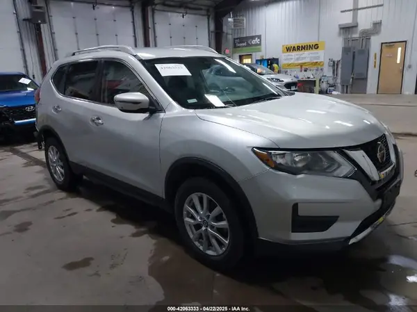 5N1AT2MV8JC709302 2018 NISSAN ROGUE - Image 1