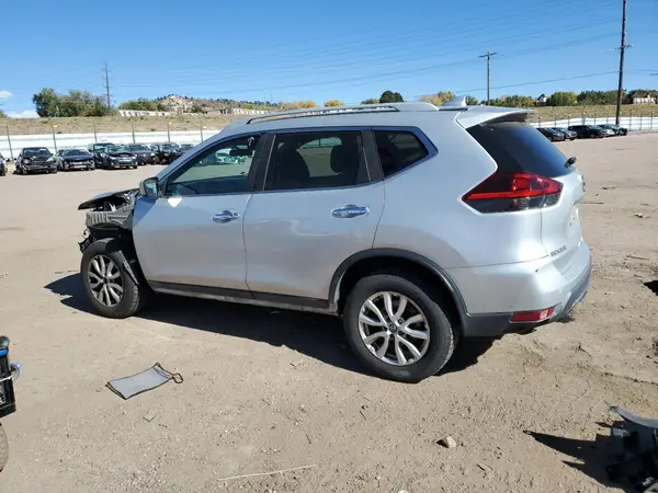 5N1AT2MV8JC709879 2018 NISSAN ROGUE - Image 2