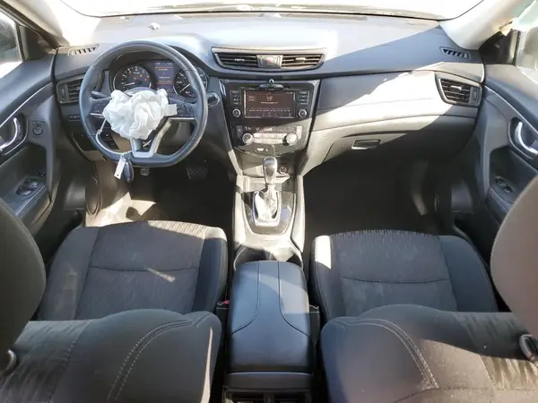 5N1AT2MV8JC710272 2018 NISSAN ROGUE - Image 8