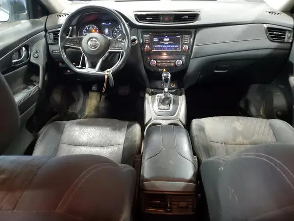 5N1AT2MV8JC711664 2018 NISSAN ROGUE - Image 8